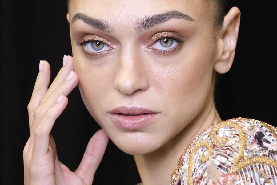 6 trucos para maquillarte los ojos y que parezcan más grandes, avalados