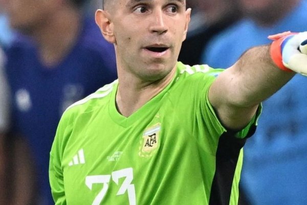 La tajante medida de Scaloni con Dibu Martínez para el amistoso