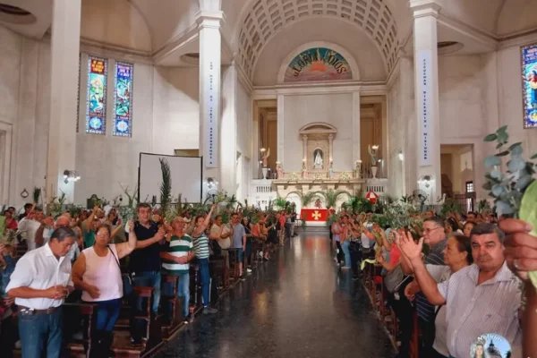 Itatí vive la Semana Santa con misas, procesiones y paseos guiados