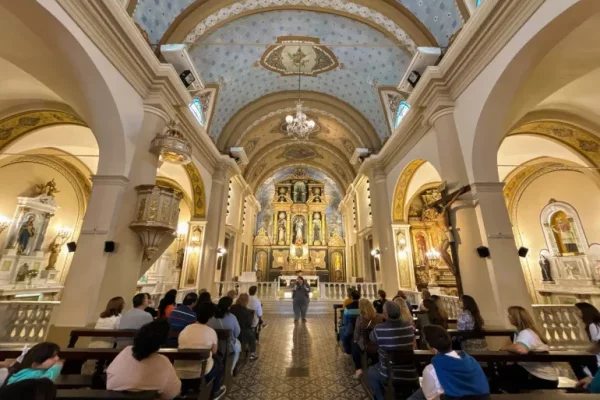 Corrientes: más de 350 personas disfrutaron del recorrido de las siete iglesias
