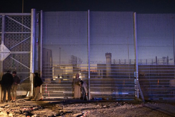 Gabinete de seguridad de Israel aprueba la reapertura del paso fronterizo del norte de Gaza por primera vez desde el 7 de octubre, según un funcionario