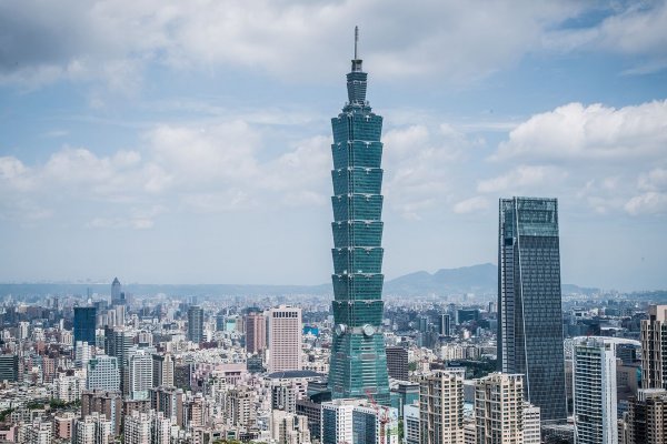 Cómo resiste a los terremotos el Taipei 101, el rascacielos más alto de Taiwán