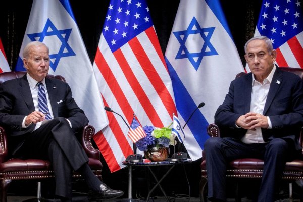 Biden le advierte a Netanyahu que proteja a los civiles en Gaza o enfrente las consecuencias