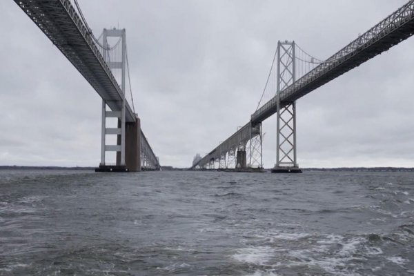 Este puente similar al de Baltimore podría colapsar si lo impacta un buque portacontenedores, según expertos