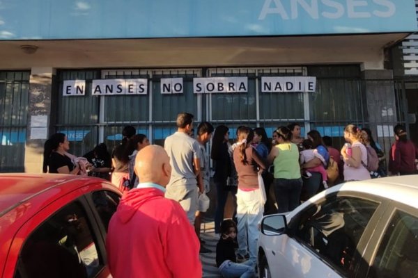 Paro en sede Corrientes de ANSES afectará la atención al público