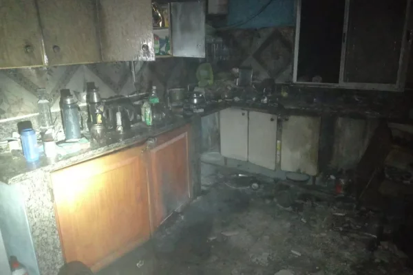 Corrientes: intentó apagar un incendio en su casa y sufrió quemaduras