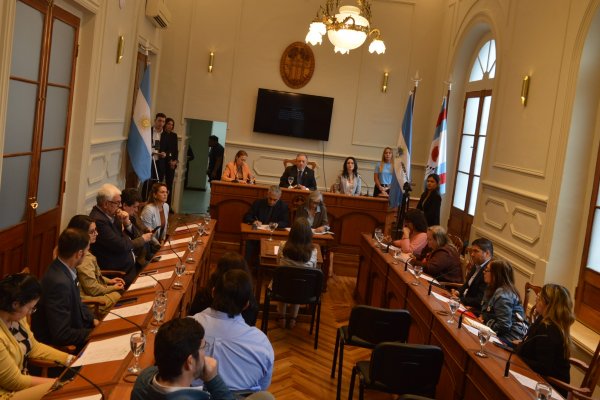 Corrientes: la audiencia pública por el boleto urbano tuvo 11 oradores