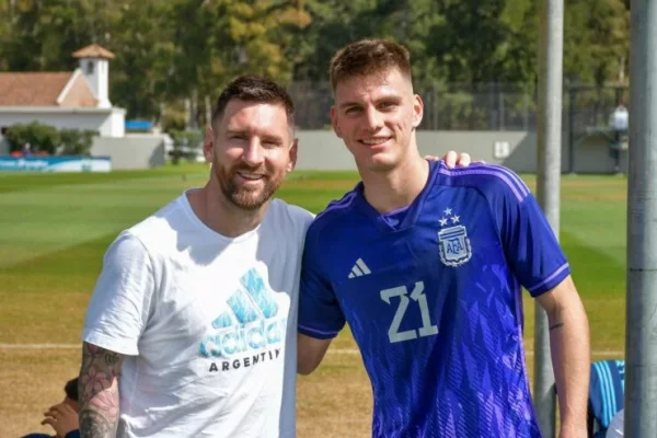 Quién es Kevin Zenón, la nueva estrella de Boca: su historia de amor y el pedido a Scaloni para que lo lleve al seleccionado