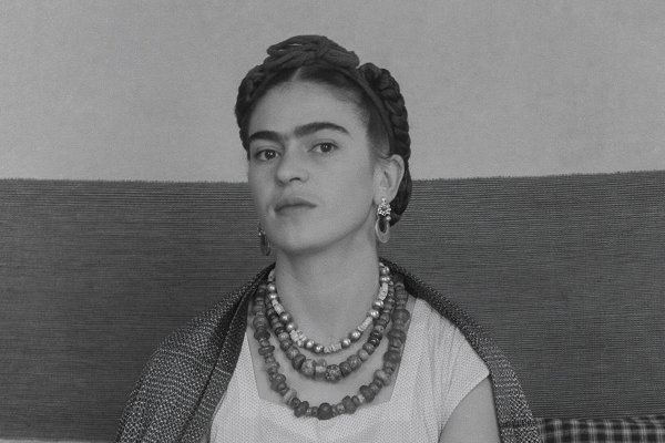 Frida Kahlo cuenta en primera persona una vida de pasión, tragedia y activismo político