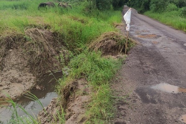 Vecinos del barrio Laguna Soto sur a punto de quedar incomunicados por deterioro de una calle