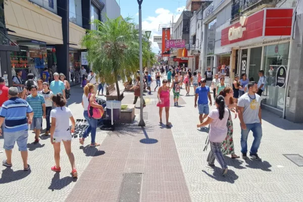 Empleados estatales de Corrientes: qué dicen sobre el alcance del último aumento salarial