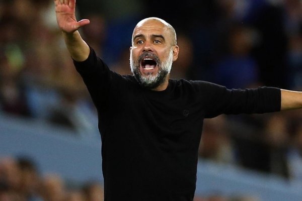 Un jugador de Manchester City se cansó y le hizo un pedido a Guardiola: 