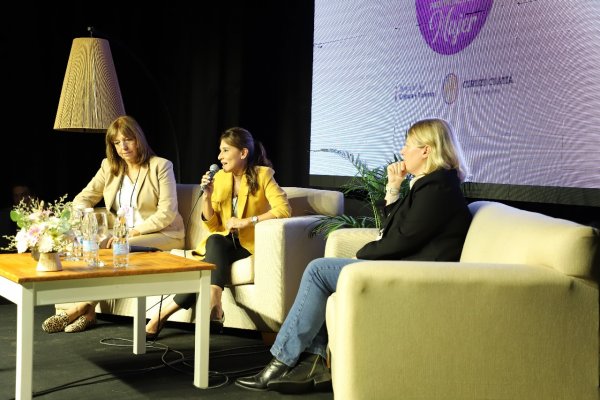 Salud estuvo presente en el II Congreso Provincial de la Mujer