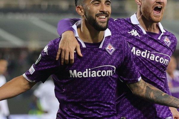 Nico González podría dejar la Fioretina para ser compañero de otro jugador de la Selección