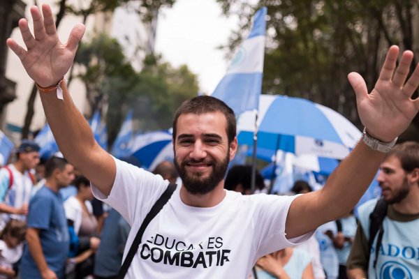 La UNNE también marcha como todo el país