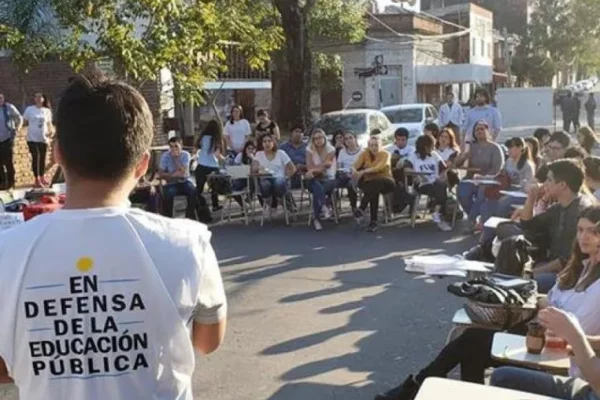 Las claves de la marcha universitaria: recorte de $350.000 millones y caída del salario docente