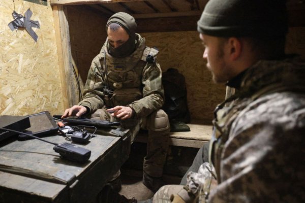 Mientras el ejército ucraniano espera la ayuda militar de EE.UU., Rusia sigue avanzando en el este de Ucrania