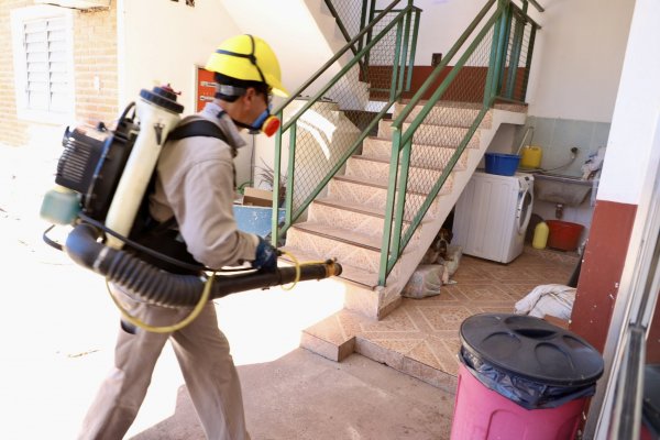 Es baja la concurrencia a vacunarse contra el dengue en Corrientes