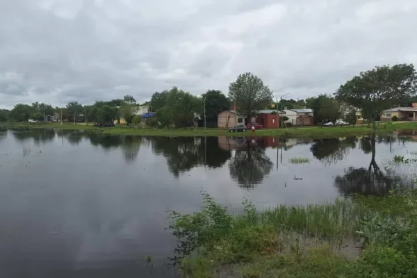 San Luis del Palmar: familias rurales aisladas por el agua