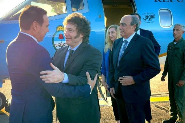 El gobernador pidió no quejarse por la política económica de Javier Milei