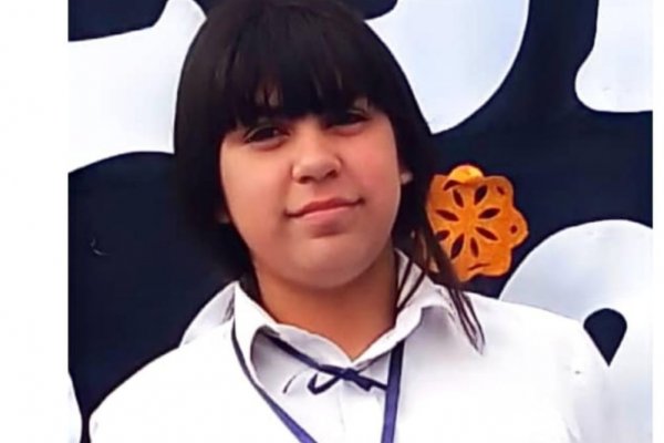 AYUDA! Buscan en Corrientes a Antonela de 14 años