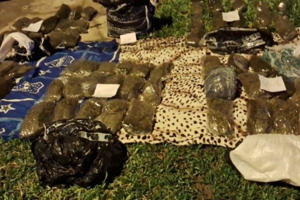 Corrientes: detienen a un hombre e incautan más de 58 kilos de cogollo de marihuana que eran trasportados un vehículo automotor