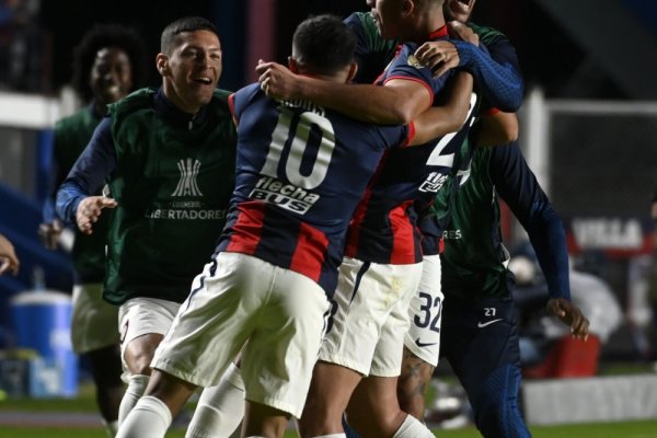 San Lorenzo ganó y sigue con vida en la Copa Libertadores