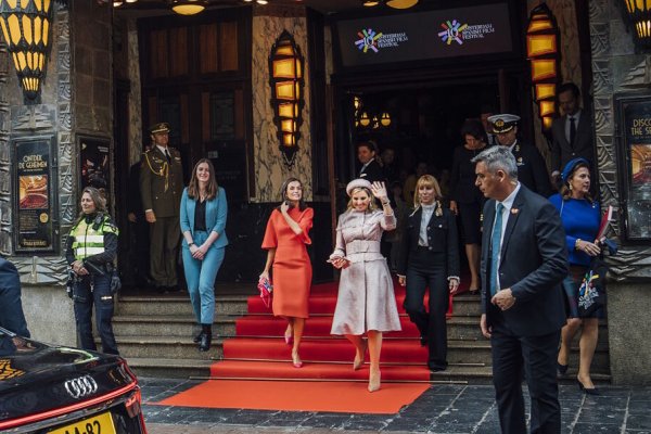 Letizia tras 10 años en el trono: viajamos con la Reina a Amsterdam para perfilar su retrato más íntimo