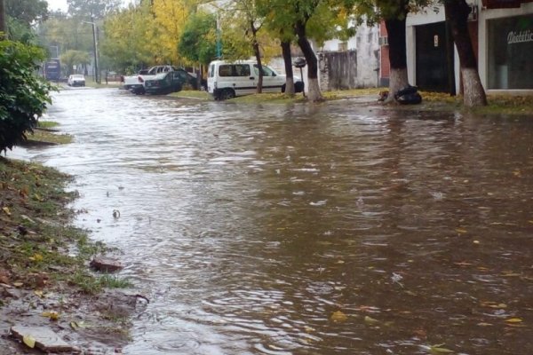 Temporal, granizo e inundaciones en Esquina