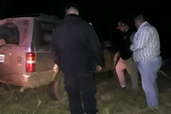 Hallaron abandonada una camioneta buscada desde hace casi 15 años