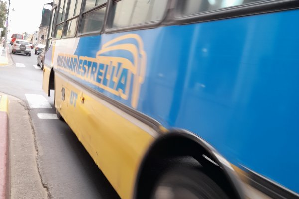 Crisis en el transporte público, un piquete impidió salida de colectivos