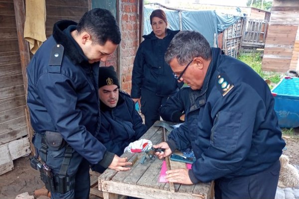 INSEGURIDAD AL PALO! Detienen a cinco personas forzando picaportes de diferentes domicilios correntinos