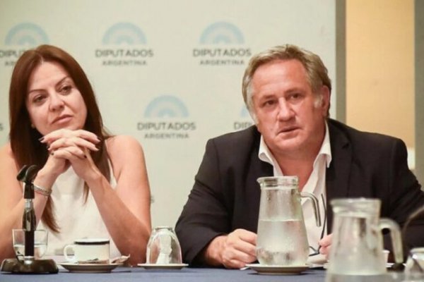 Echaron a De La Torre tras destaparse un escándalo por contrataciones irregulares en Capital Humano