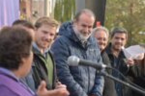 Susbielles inauguró la red de gas en Miramar, que beneficiará a más de 70 familias
