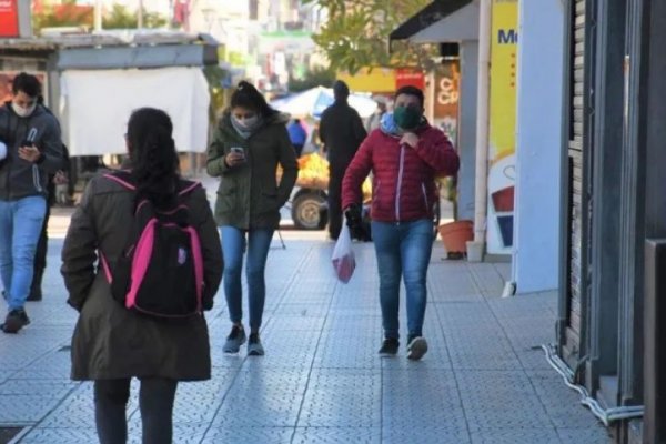 Lunes ventoso y nublado en Corrientes