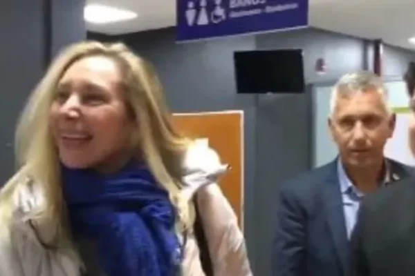 Karina Milei y Martín Menem llegaron a Corrientes para la inauguración de la sede de LLA