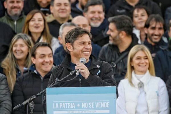 Axel Kicillof viajará al Vaticano para reunirse con el papa Francisco