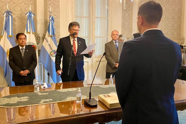 Juró un prosecretario sustituto para Capital