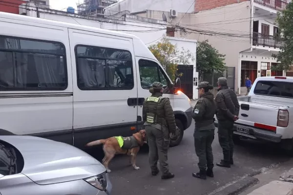 Corrientes: Gendarmería allanó un departamento en pleno centro capitalino