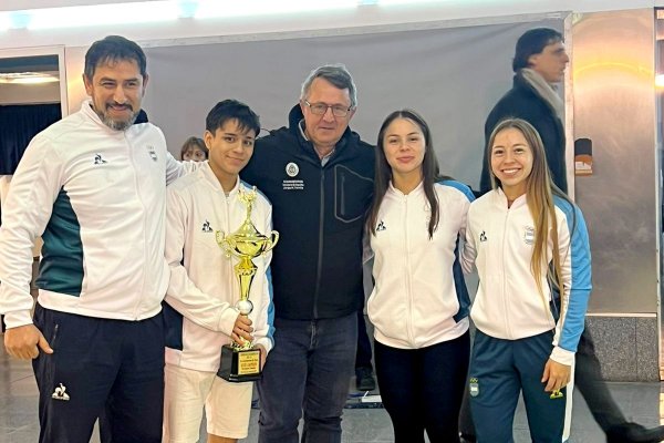 Medallistas que participaron en el Juvenil Panamericano de levantamiento de pesas fueron recibidos por Terrile