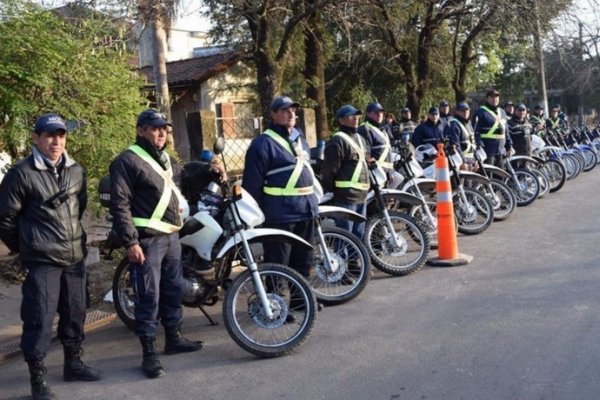 Corrientes: municipio publicita ciudad inteligente pero exige documentación en papel
