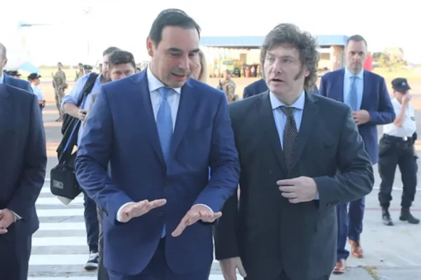 URGENTE! Milei habría pedido que Gustavo Valdés no asista a la firma del Pacto de Mayo