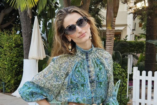 Alejandra Domínguez sabe cómo llevar los shorts de forma sofisticada en un look de verano ideal