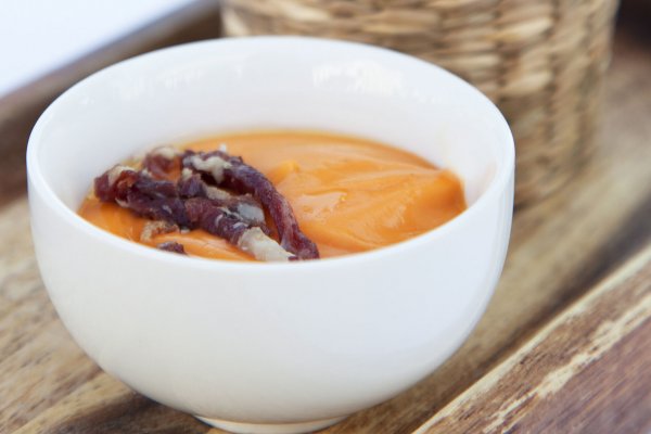 La receta del salmorejo con más antioxidantes para una piel bonita este verano