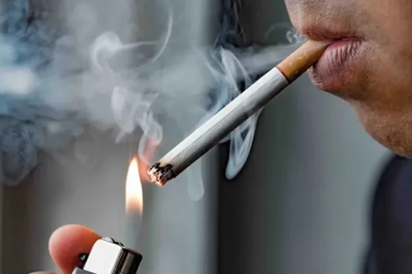 Sube el impuesto a los cigarrillos