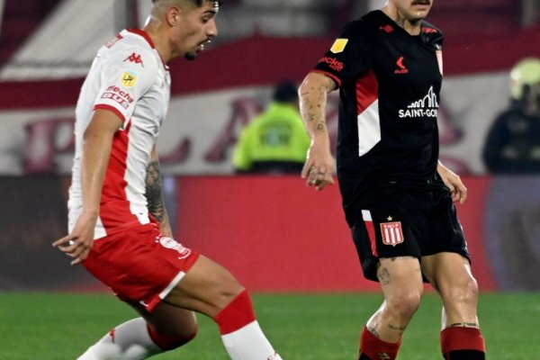 Huracán empató con Estudiantes y quedó como único líder
