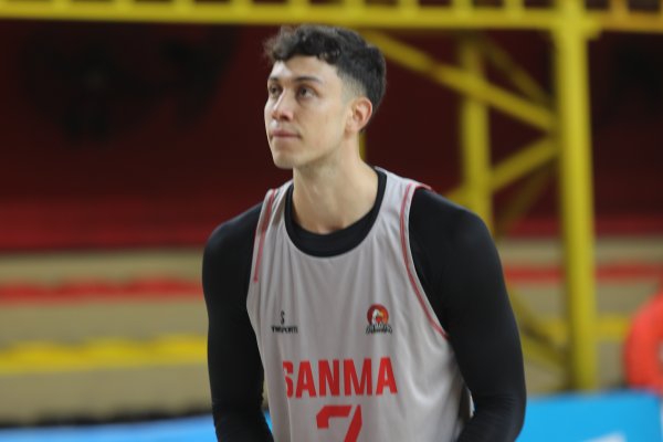 Ramiro Ledesma continúa en San Martín de Corrientes