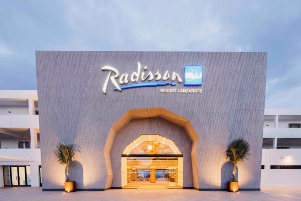 Radisson Blu Resort se posiciona como el mejor refugio para adultos en Lanzarote
