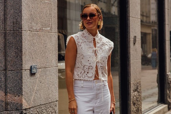 Las 4 blusas que llegaron ayer a Zara y que funcionan tanto con vaqueros como con faldas midi