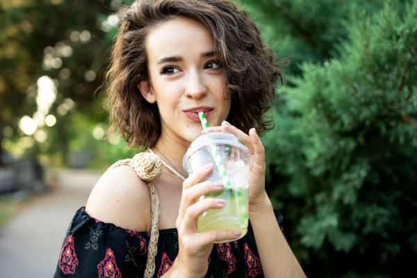 Esta bebida probiótica y antiinflamatoria es la favorita de la nutricionista Sandra Moñino
